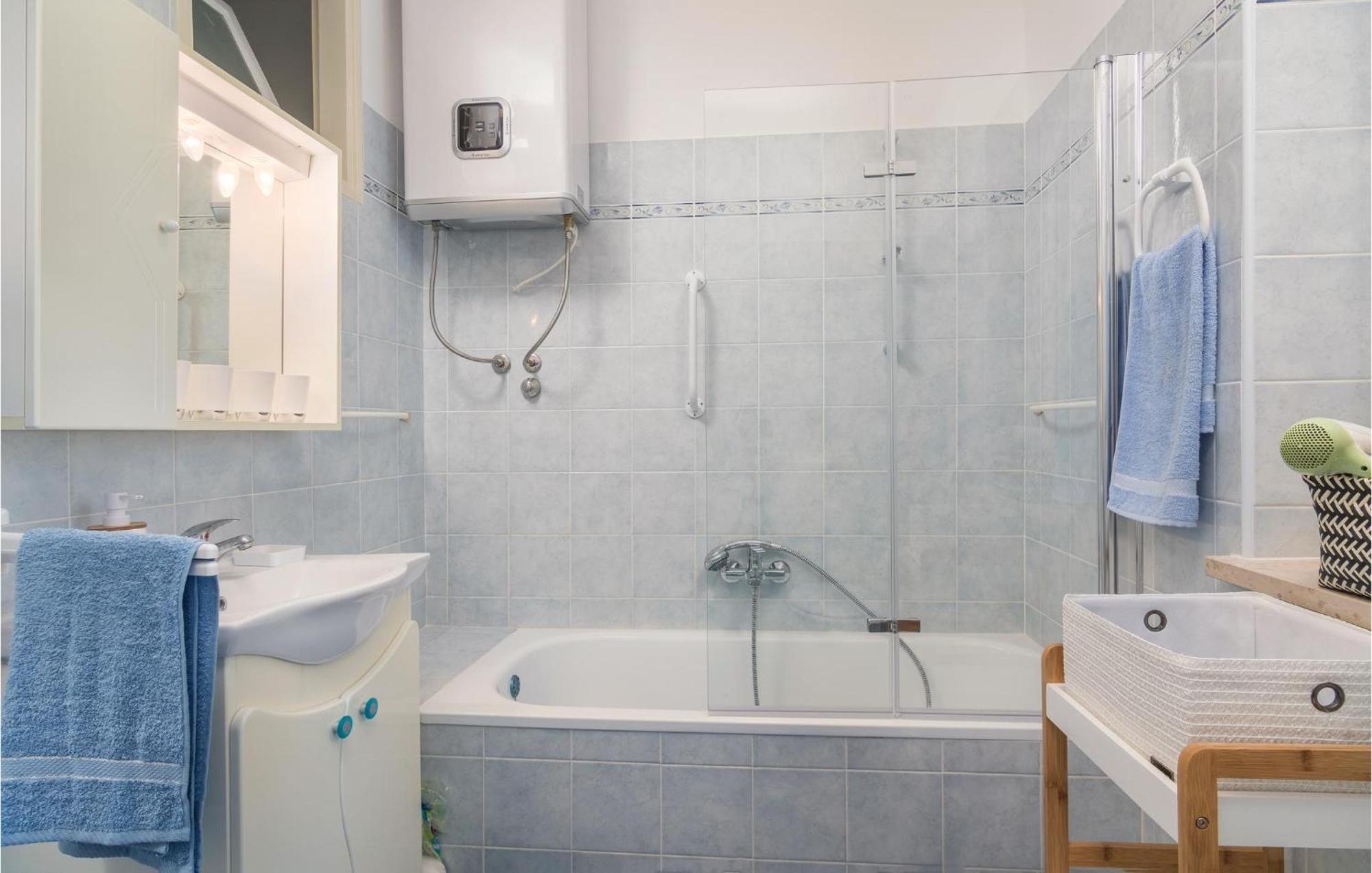 Amazing Apartment In Rabac With Wifi Rasa ภายนอก รูปภาพ