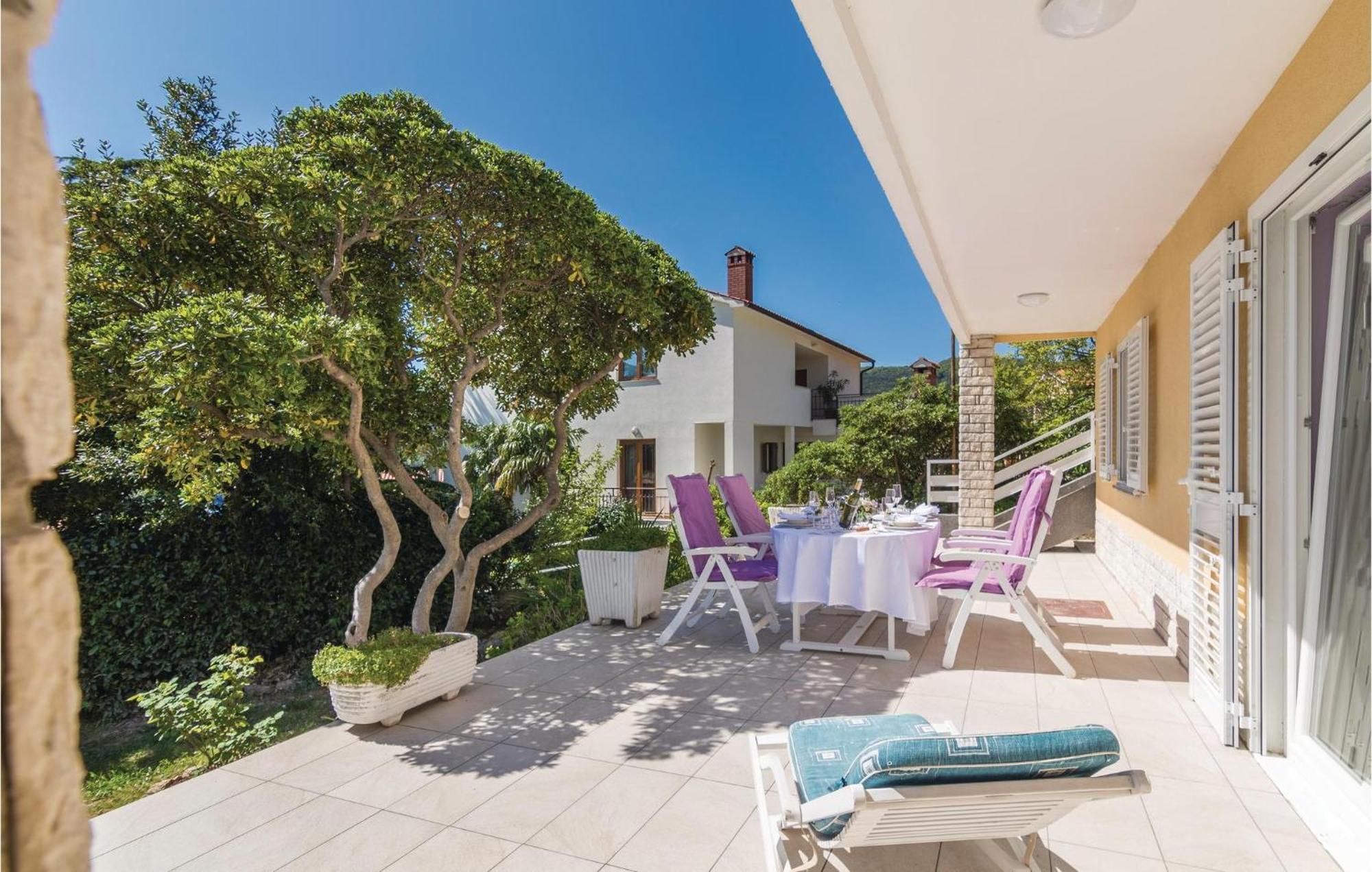 Amazing Apartment In Rabac With Wifi Rasa ภายนอก รูปภาพ