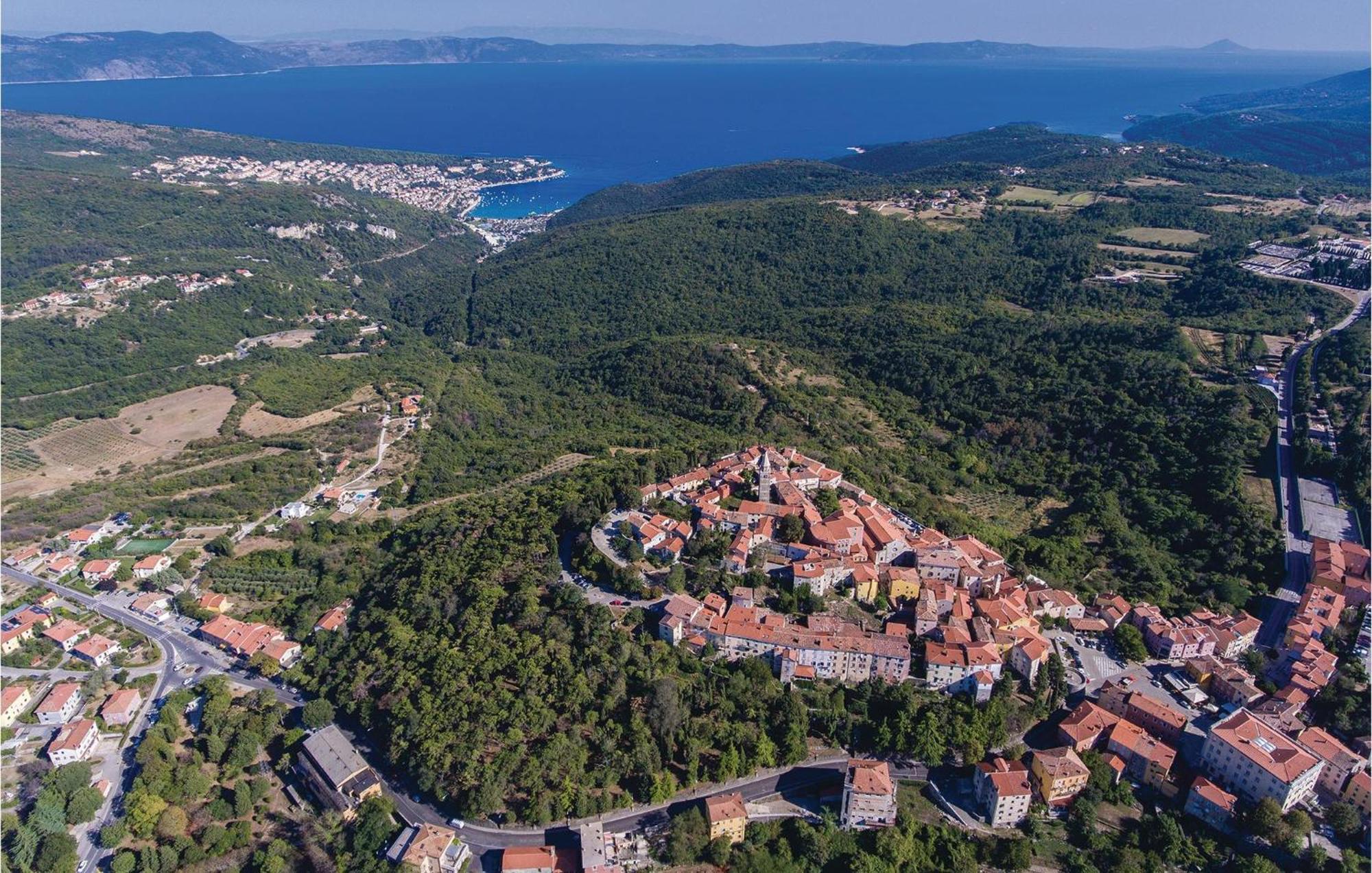 Amazing Apartment In Rabac With Wifi Rasa ภายนอก รูปภาพ